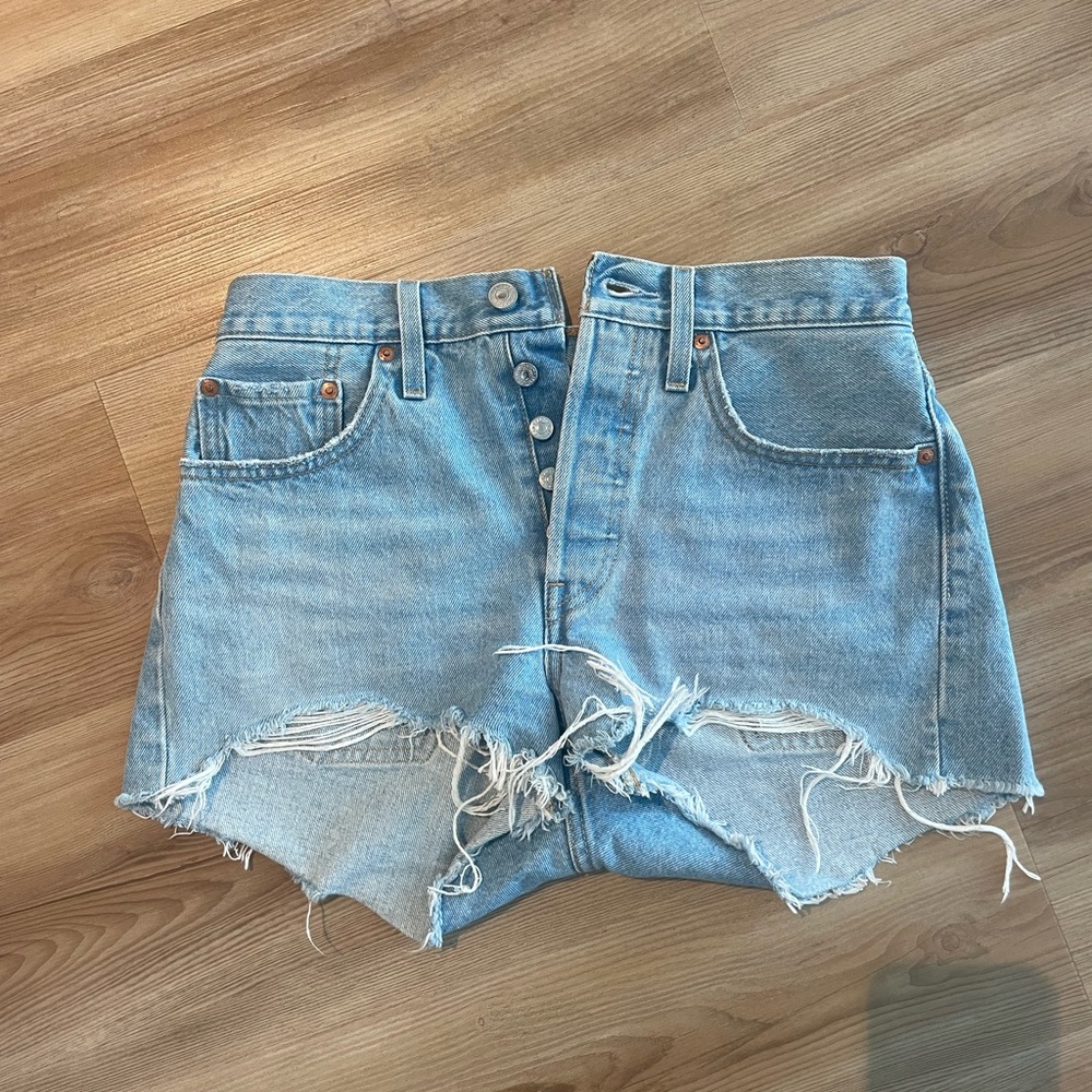 Levi's 501 Premium Light Blue Denim Jeans